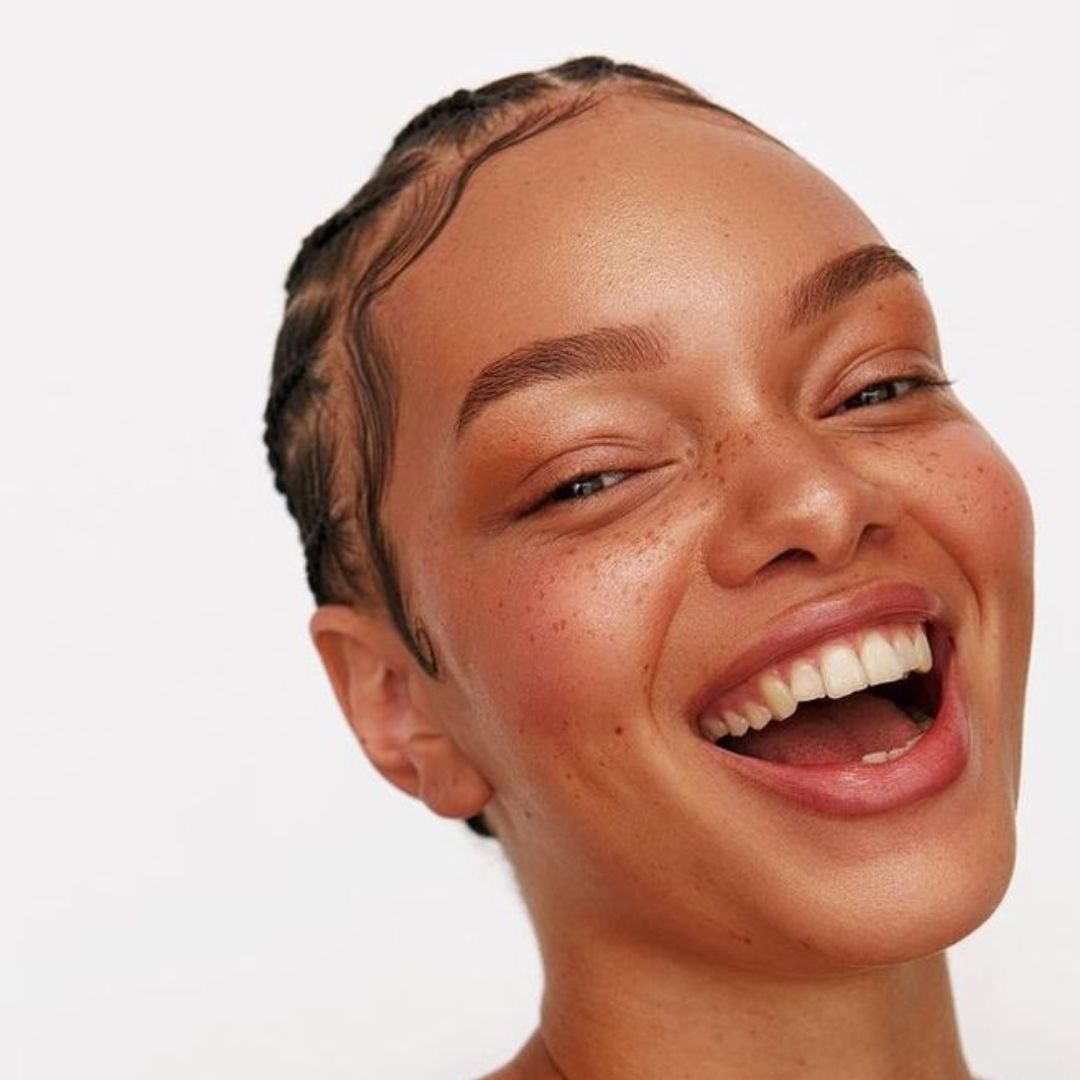 New Booster Serum Skin Tint SPF 40