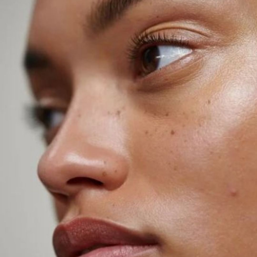 New Booster Serum Skin Tint SPF 40