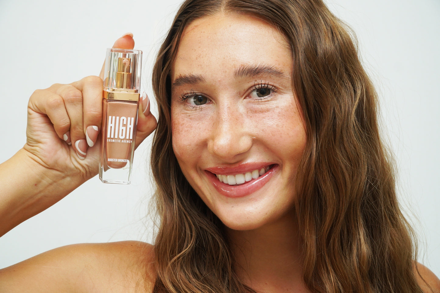 Bronzer Booster – Sunlit Warmth & Soft Radiant Definition