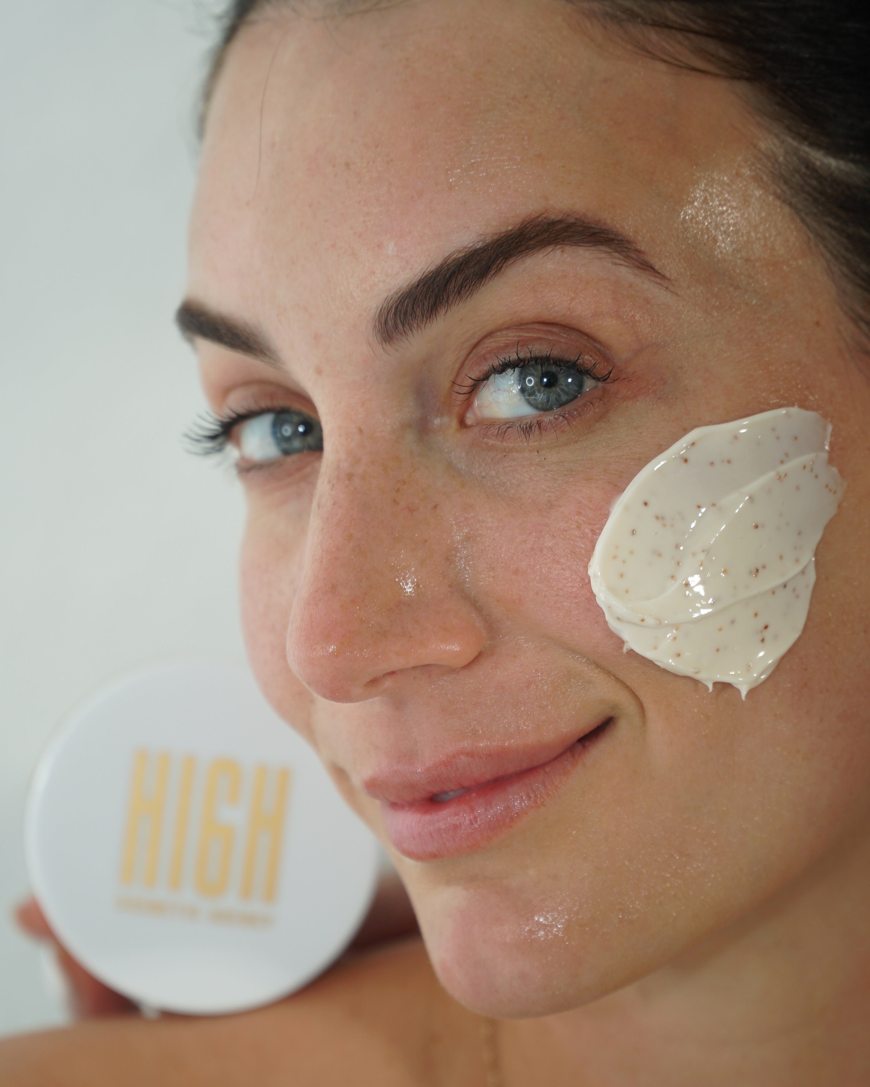 Golden Facial Scrub — Deep Cleanse. Renewed Radiance.