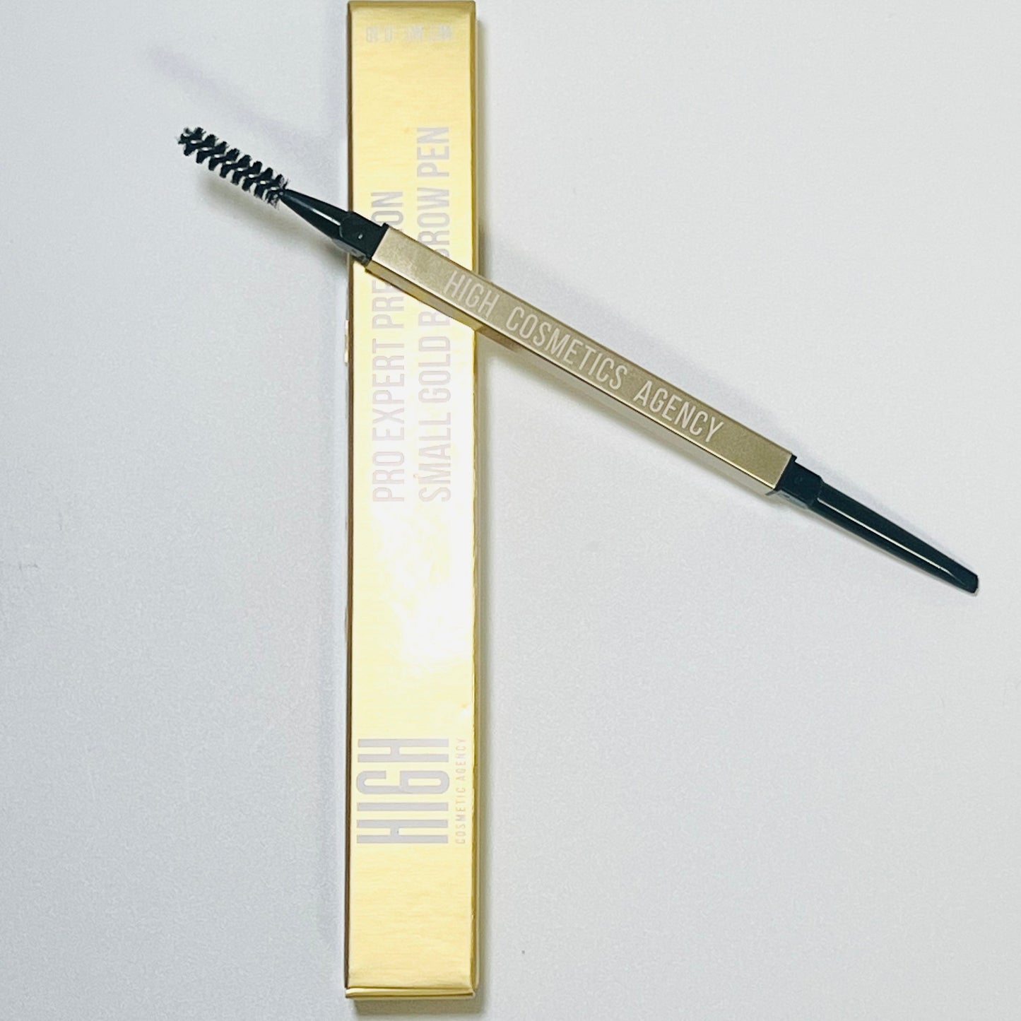 PRO Expert precision brow pen.  (light brown)