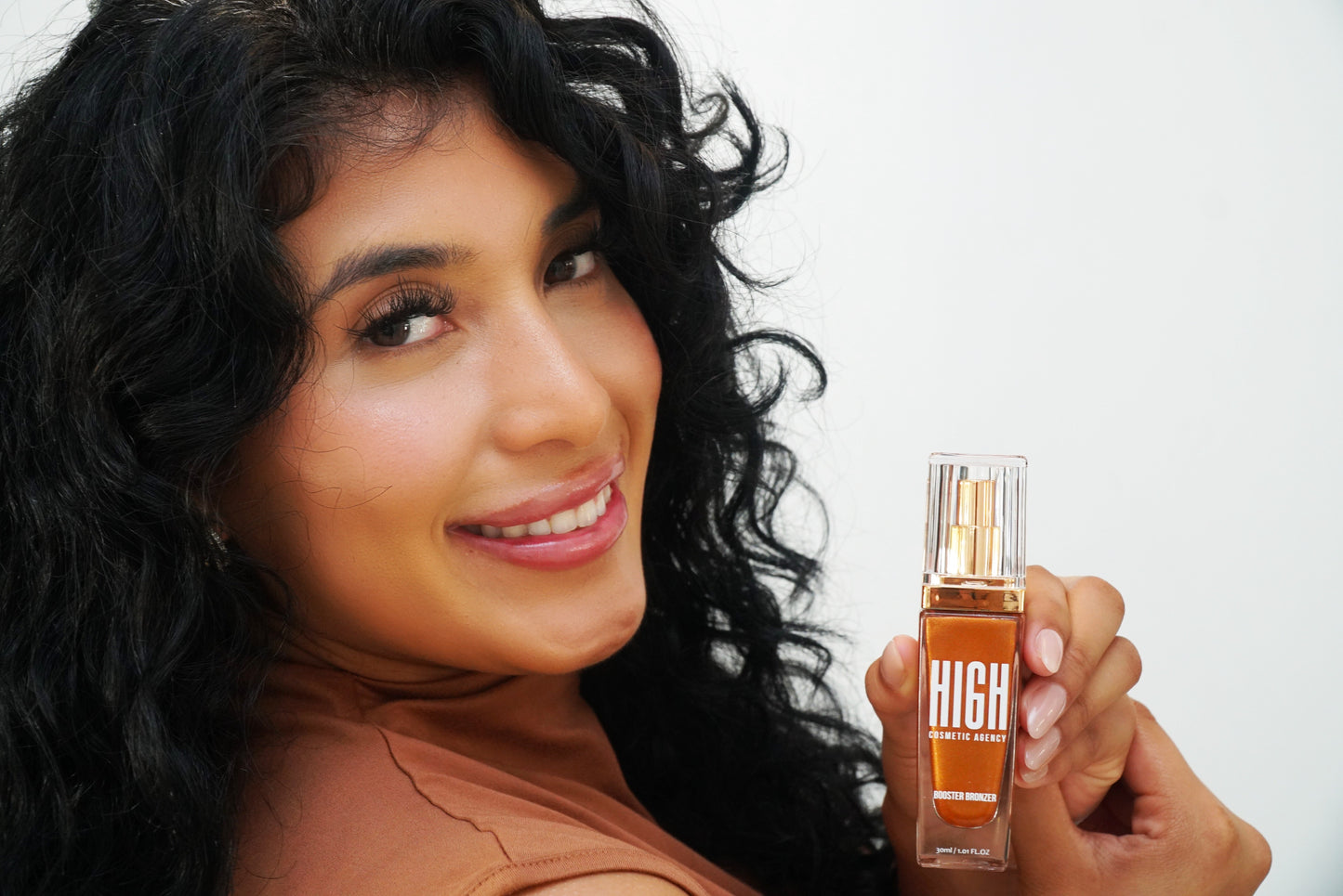 Bronzer Booster – Sunlit Warmth & Soft Radiant Definition