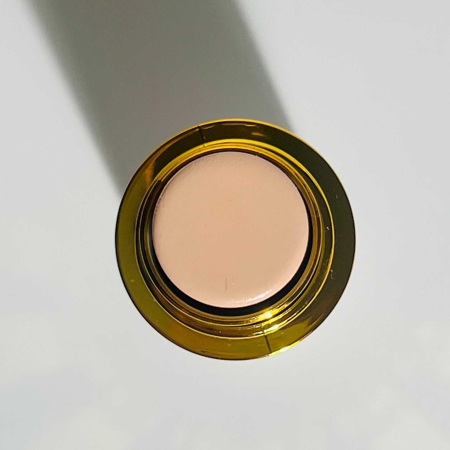 Luxury Concealer — Brighten, Blur, Breathe